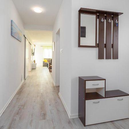 Apartmani Natasa 브르사르 외부 사진