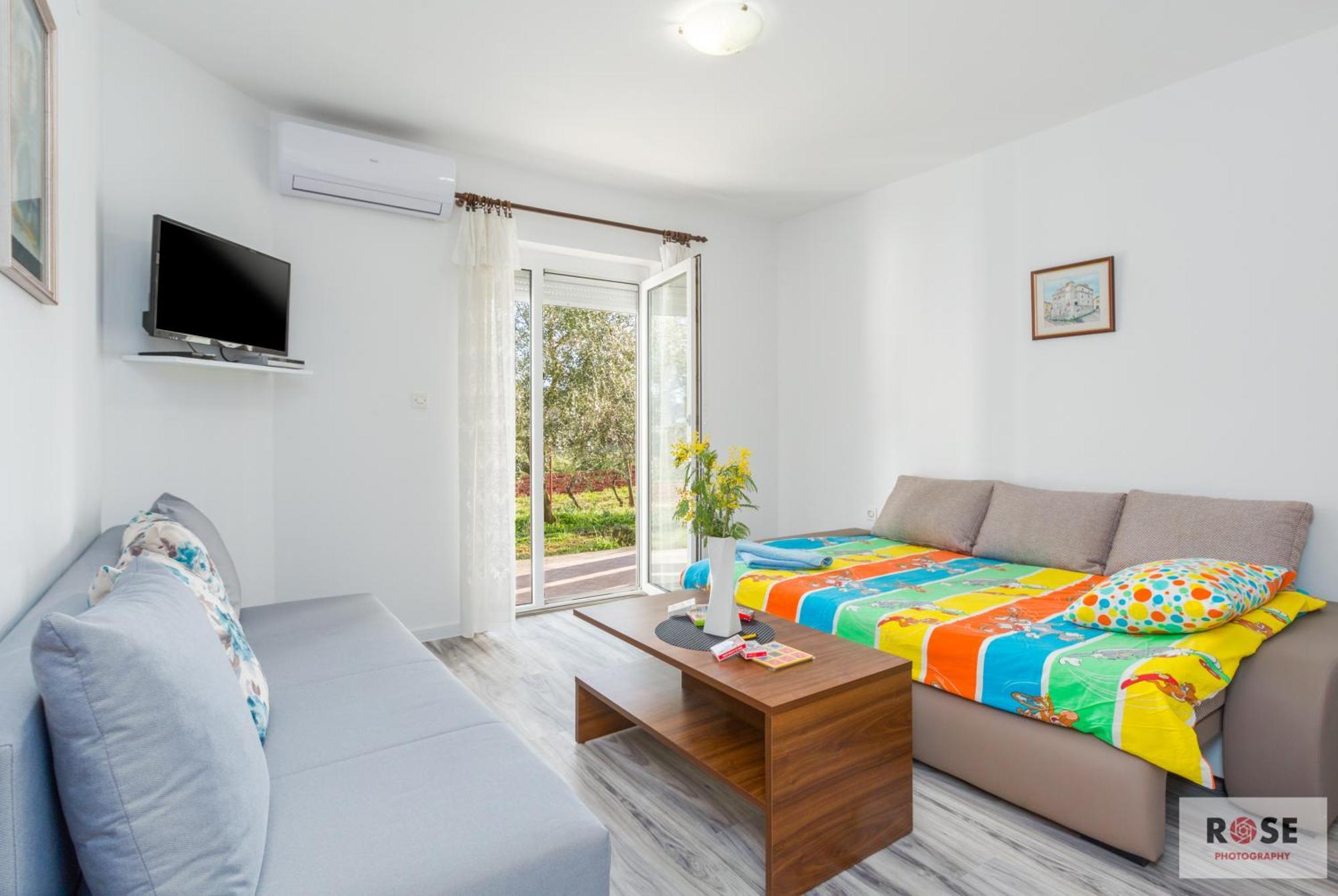 Apartmani Natasa 브르사르 외부 사진