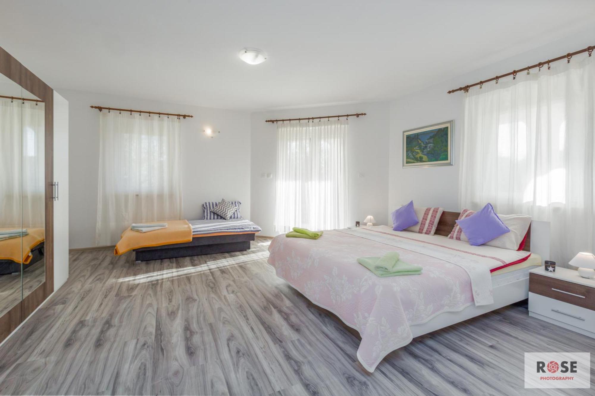 Apartmani Natasa 브르사르 외부 사진